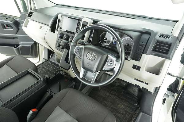 2021 Toyota HIACE SLWB COMMUTER (12 SEATS) GDH322R