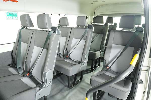 2021 Toyota HIACE SLWB COMMUTER (12 SEATS) GDH322R