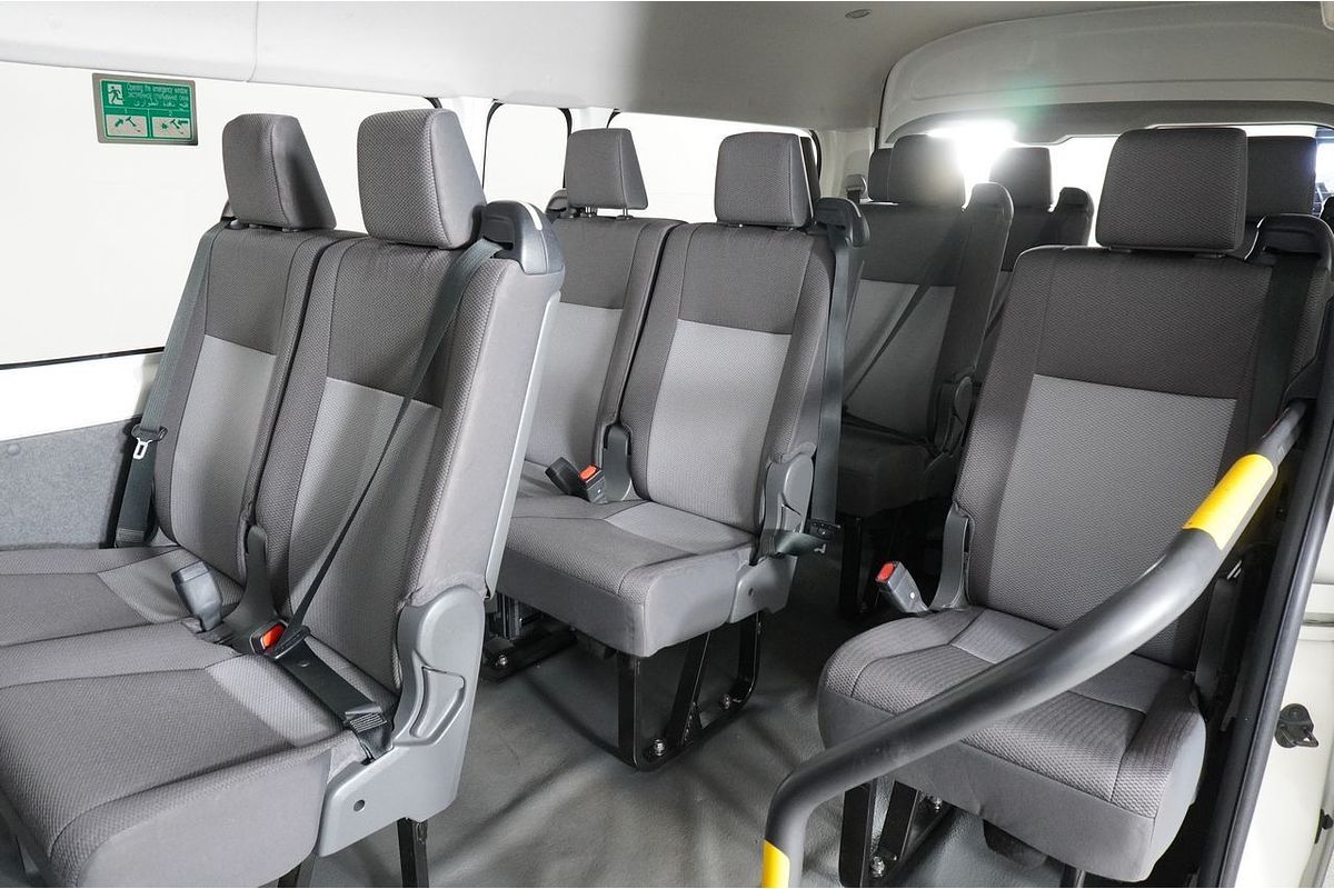 2020 Toyota HIACE COMMUTER (12 SEATS) GDH322R