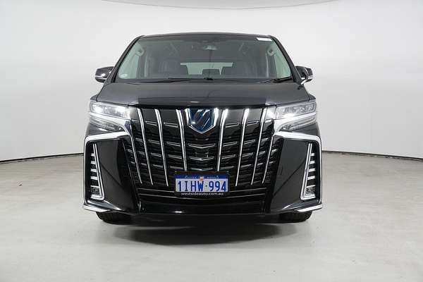 2018 Toyota Alphard SR Hybrid (AWD)