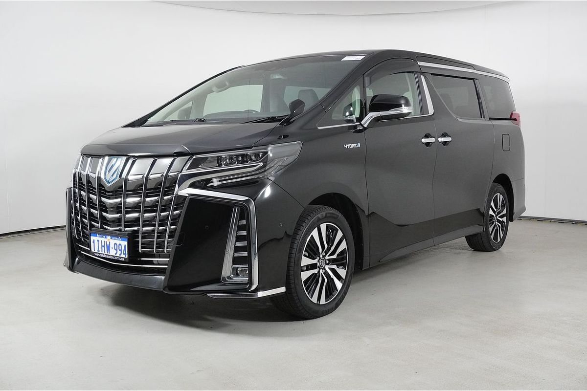 2018 Toyota Alphard SR Hybrid (AWD)