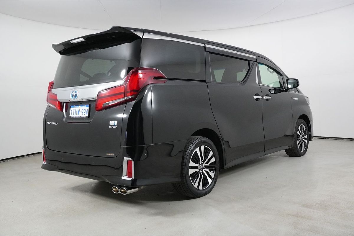 2018 Toyota Alphard SR Hybrid (AWD)