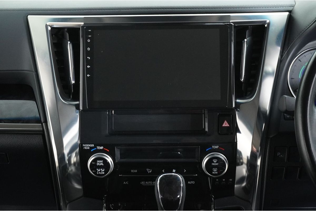 2018 Toyota Alphard SR Hybrid (AWD)