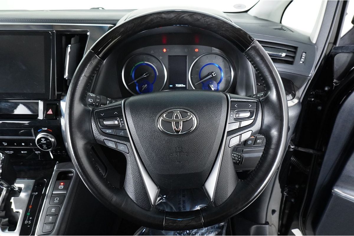 2018 Toyota Alphard SR Hybrid (AWD)