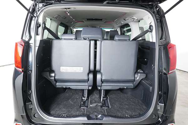 2018 Toyota Alphard SR Hybrid (AWD)