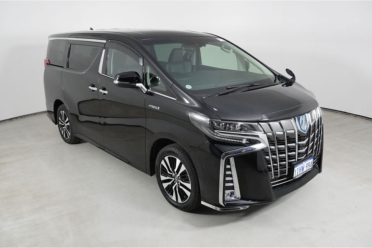 2018 Toyota Alphard SR Hybrid (AWD)