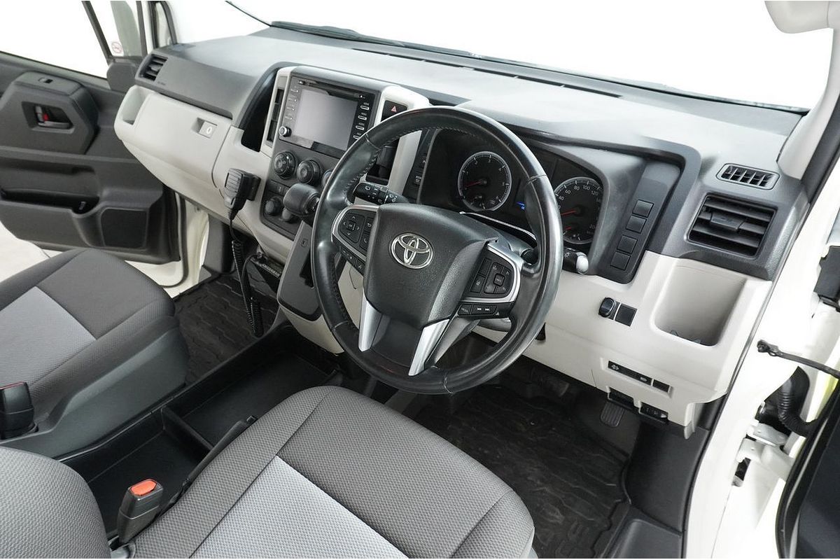 2020 Toyota HIACE COMMUTER (12 SEATS) GDH322R