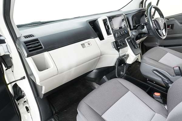 2020 Toyota HIACE COMMUTER (12 SEATS) GDH322R