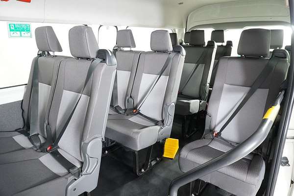 2020 Toyota HIACE COMMUTER (12 SEATS) GDH322R