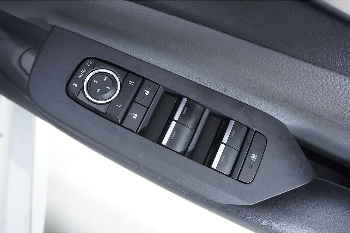 2023 Toyota Prius MXWH60 HYBRID Z