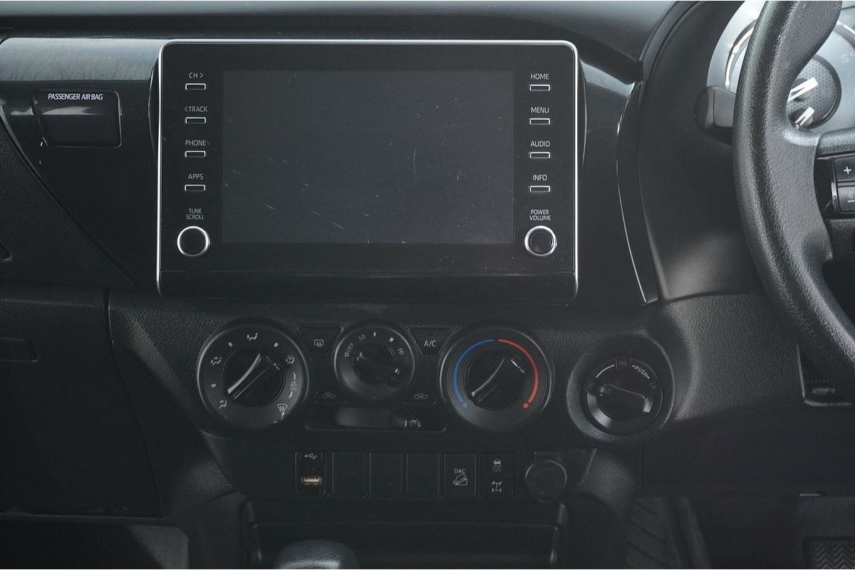 2021 Toyota HILUX SR (4x4) GUN126R FACELIFT 4X4