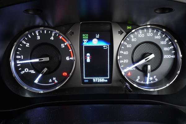 2021 Toyota HILUX SR (4x4) GUN126R FACELIFT 4X4