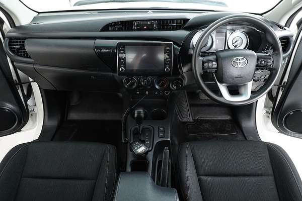 2020 Toyota HILUX SR (4x4) GUN126R MY19 UPGRADE 4X4