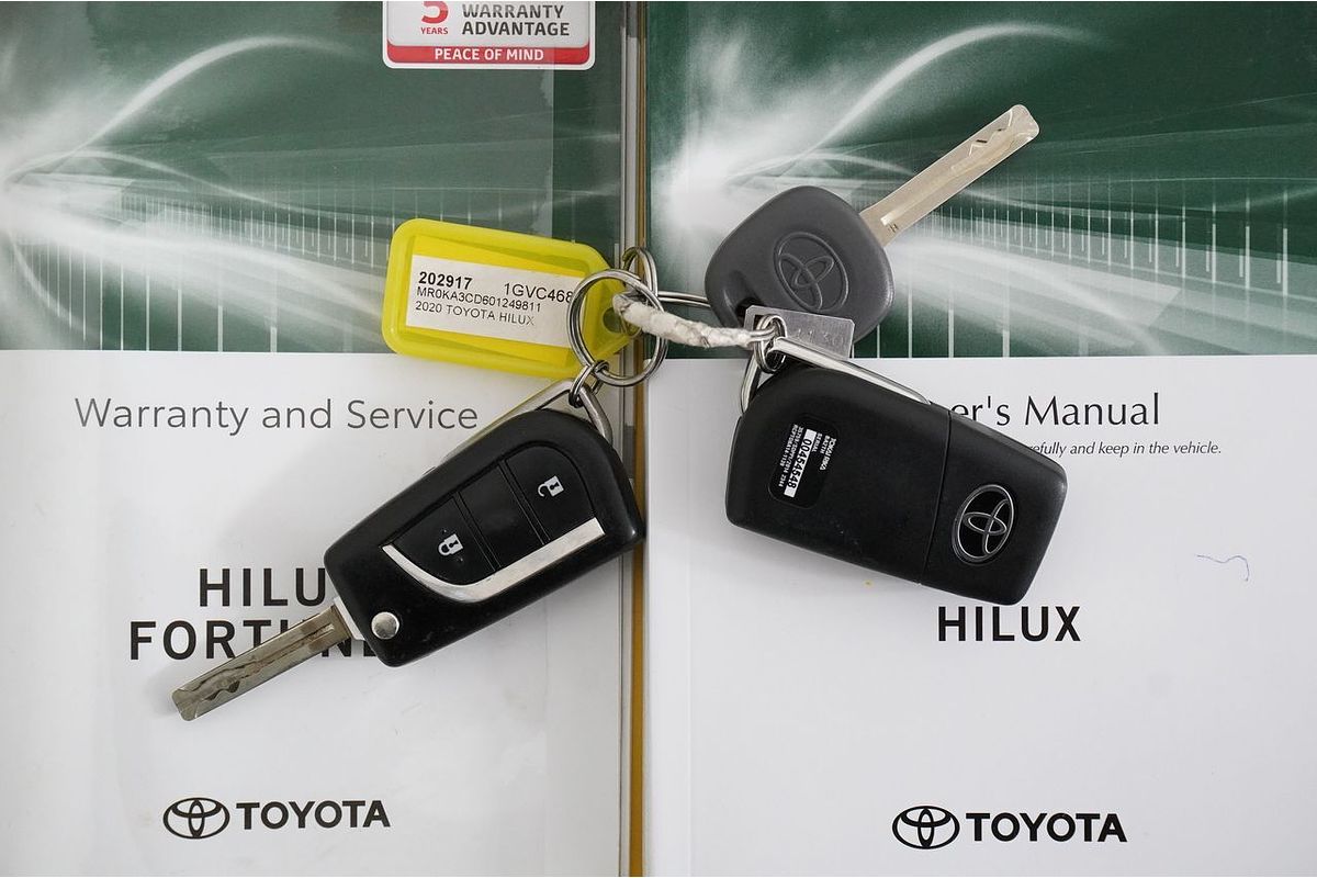 2020 Toyota HILUX SR (4x4) GUN126R MY19 UPGRADE 4X4