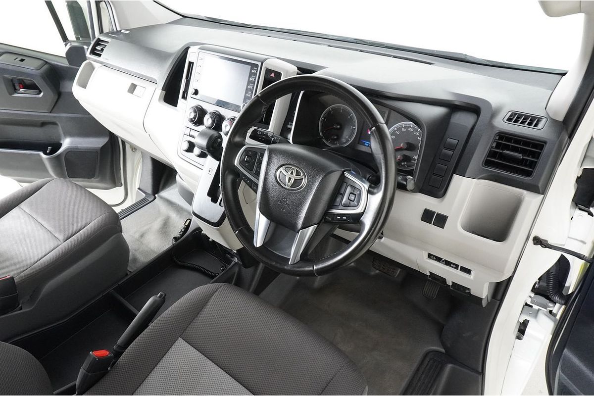 2020 Toyota HIACE COMMUTER (12 SEATS) GDH322R