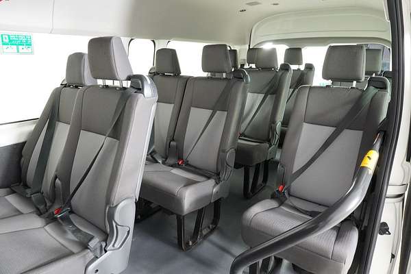 2020 Toyota HIACE COMMUTER (12 SEATS) GDH322R