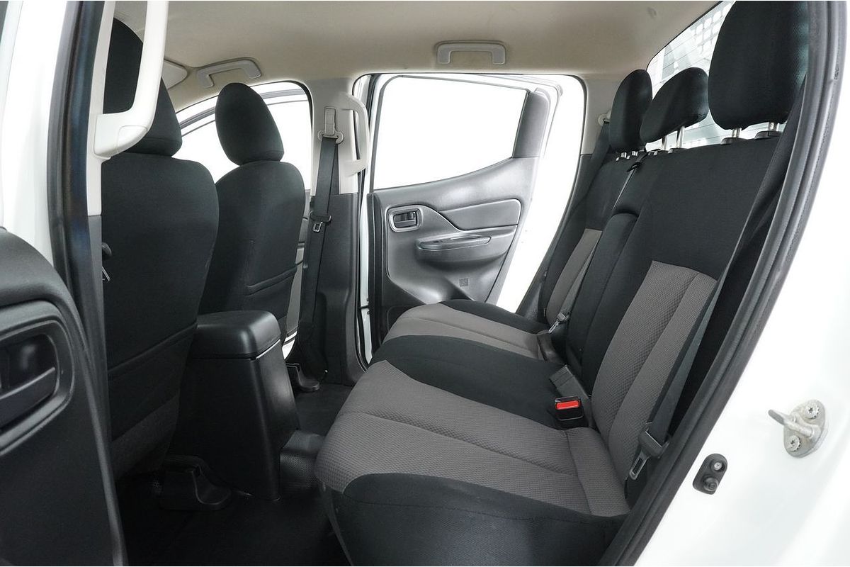 2021 Mitsubishi TRITON GLX (4x4) MR MY21 4X4