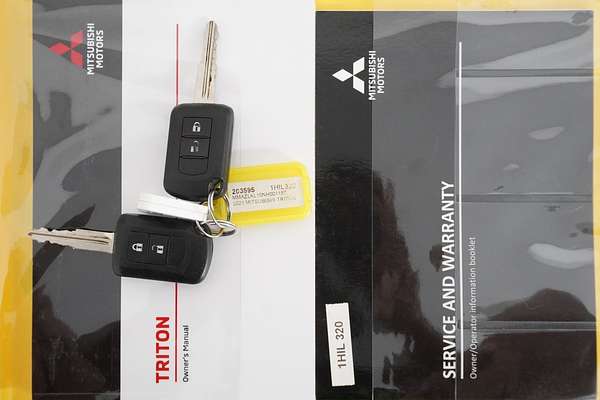 2021 Mitsubishi TRITON GLX (4x4) MR MY21 4X4