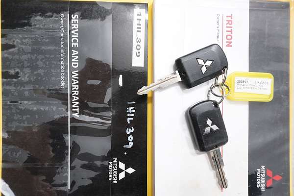 2021 Mitsubishi TRITON GLX (4x4) MR MY21 4X4