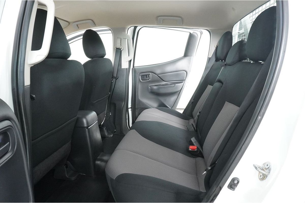 2021 Mitsubishi TRITON GLX (4x4) MR MY21 4X4