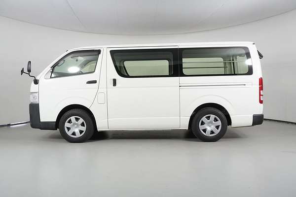 2020 Toyota HiAce DX
