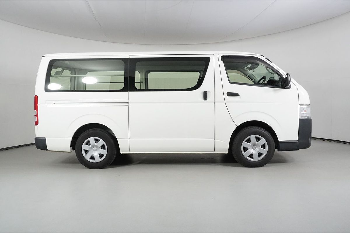 2020 Toyota HiAce DX