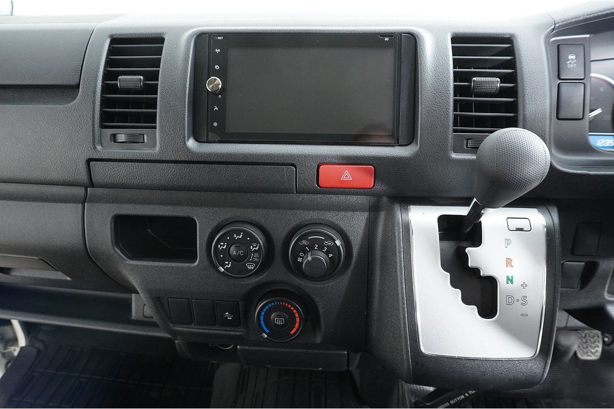 2020 Toyota HiAce DX