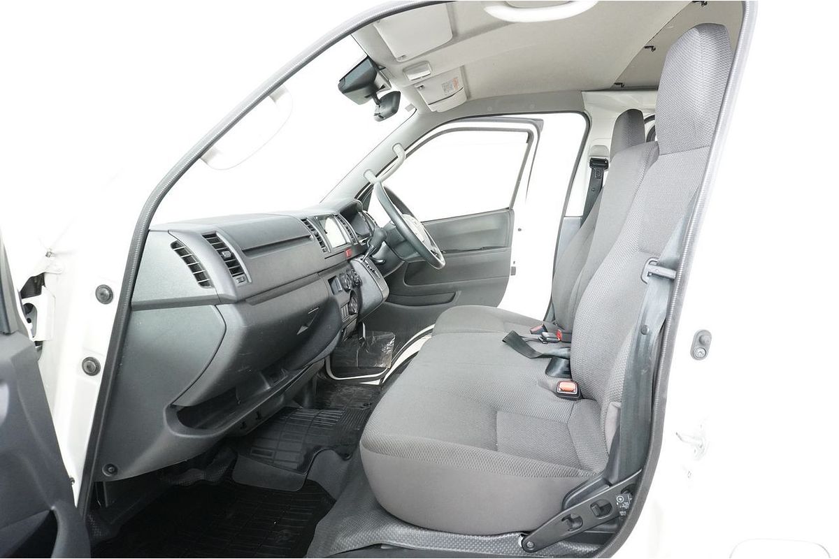 2020 Toyota HiAce DX
