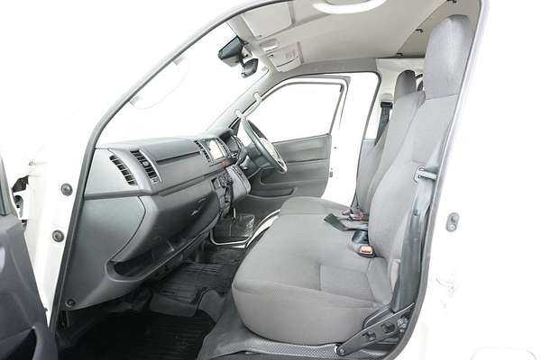 2020 Toyota HiAce DX