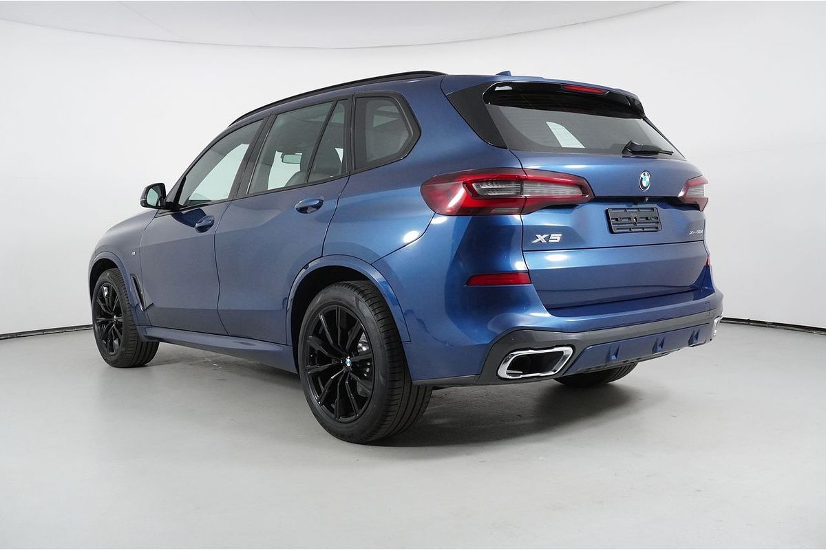 2022 BMW X5 xDRIVE30d M SPORT G05