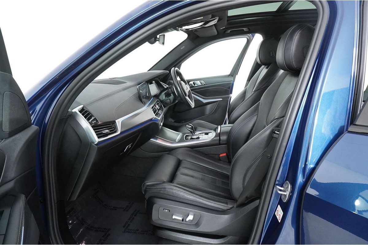 2022 BMW X5 xDRIVE30d M SPORT G05