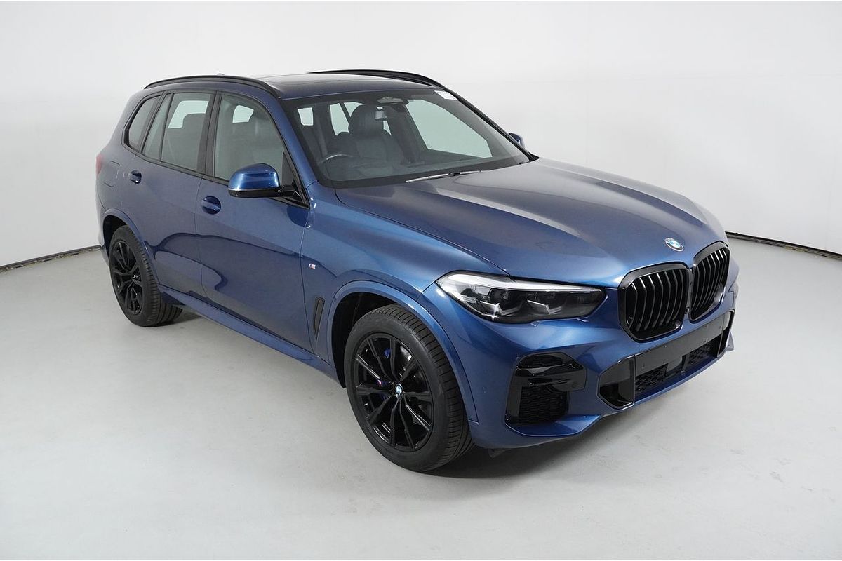 2022 BMW X5 xDRIVE30d M SPORT G05