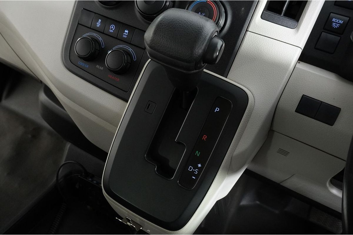 2019 Toyota Hiace COMMUTER (12 SEATS) GDH322R