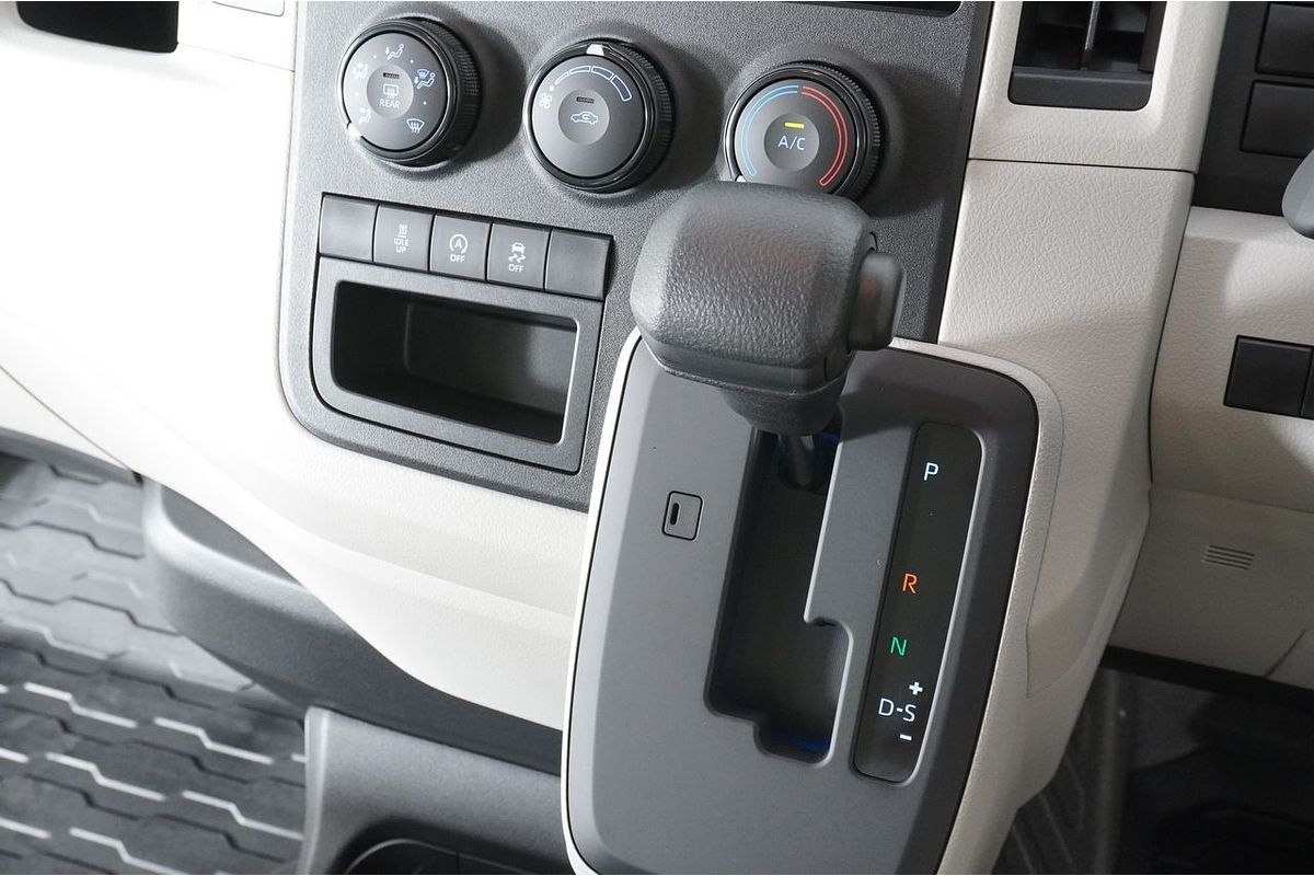 2024 Toyota HIACE SLWB GDH320R