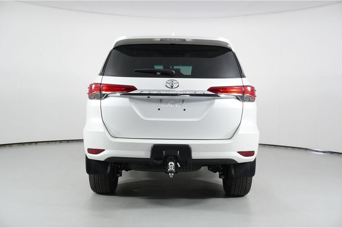 2022 Toyota FORTUNER GXL PREMIUM INTERIOR GUN156R