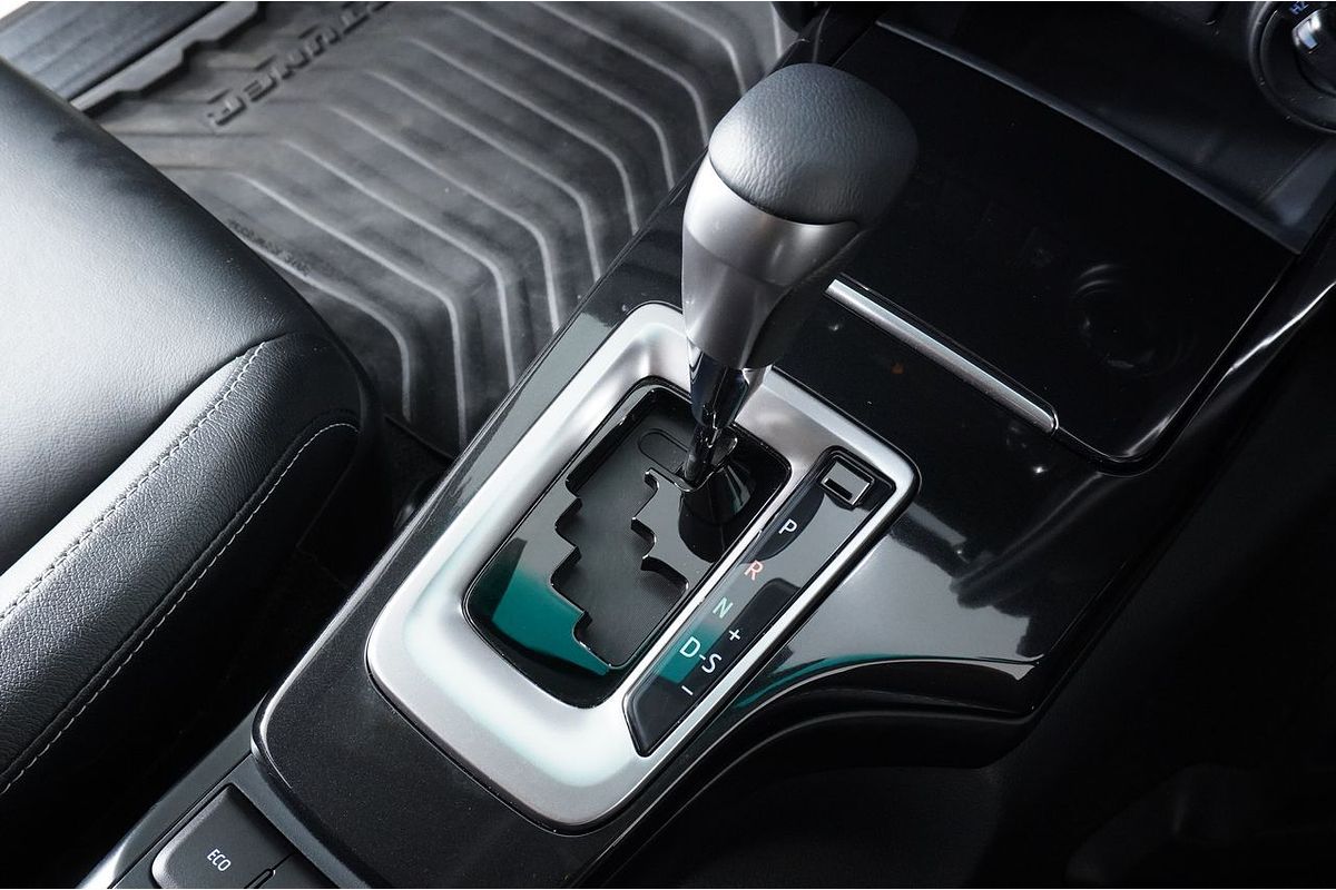 2022 Toyota FORTUNER GXL PREMIUM INTERIOR GUN156R