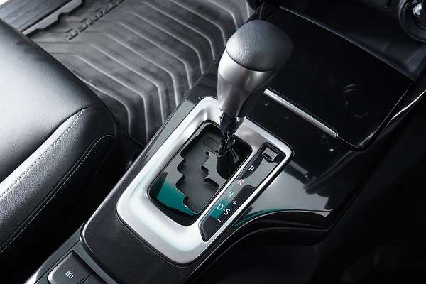 2022 Toyota FORTUNER GXL PREMIUM INTERIOR GUN156R