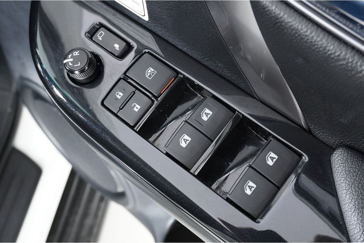 2022 Toyota FORTUNER GXL PREMIUM INTERIOR GUN156R