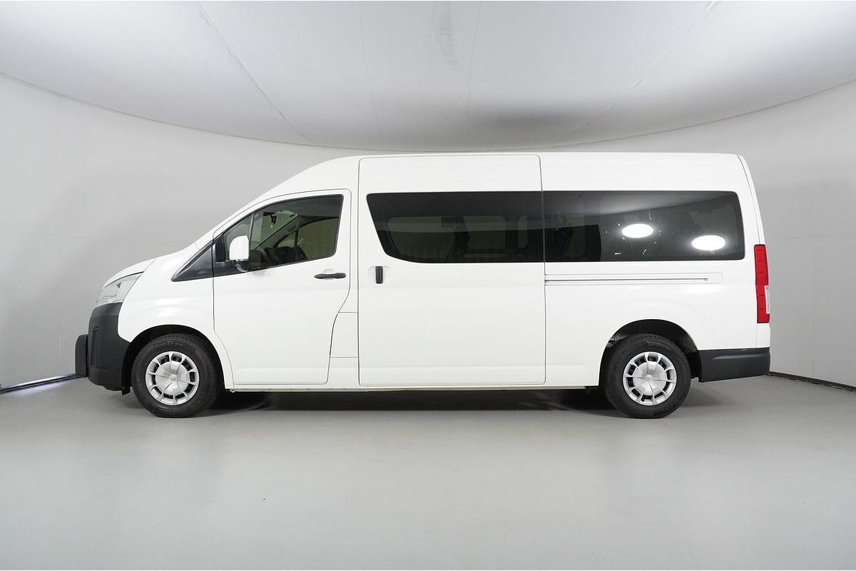 2021 Toyota HIACE SLWB COMMUTER (12 SEATS) GDH322R
