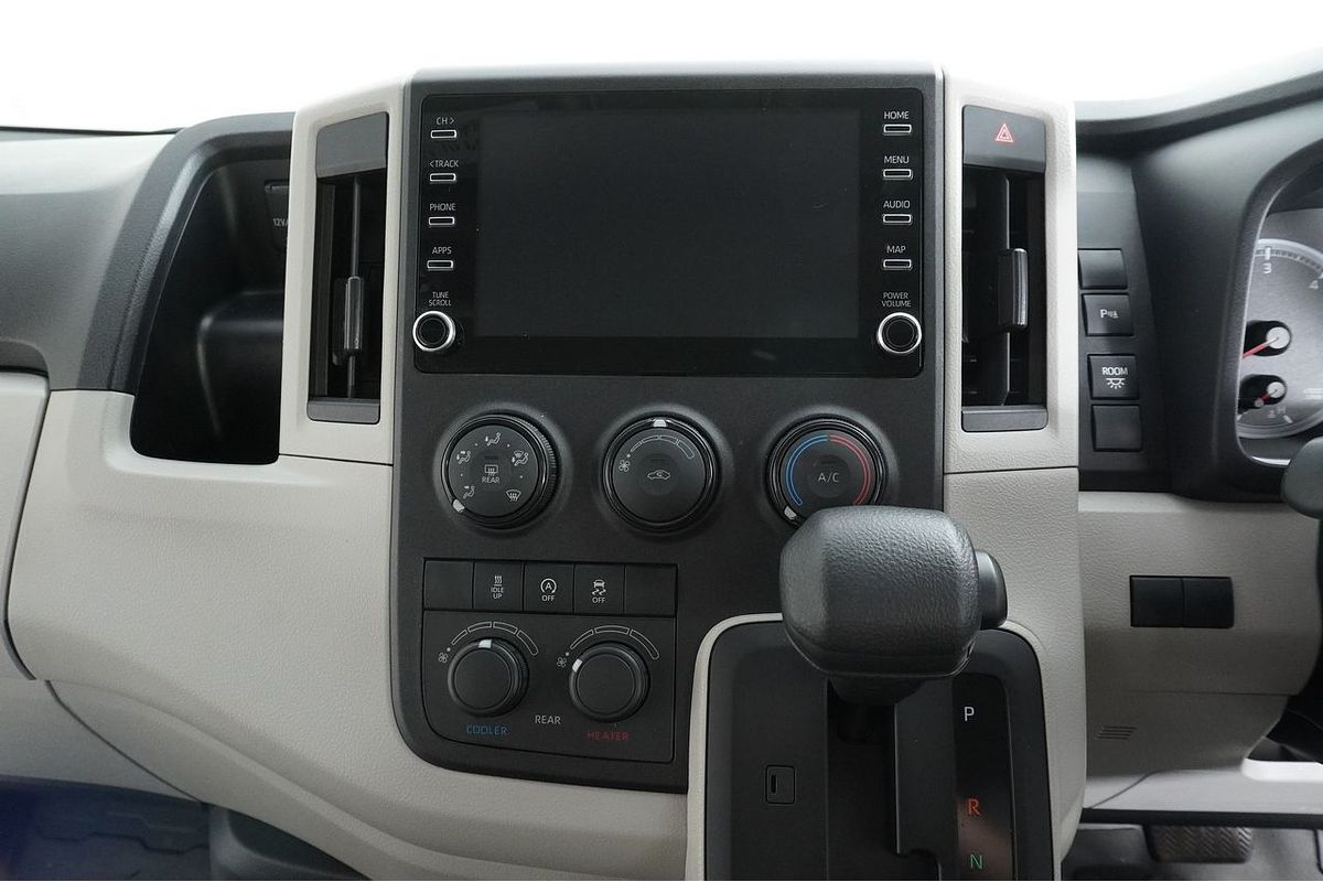 2021 Toyota HIACE SLWB COMMUTER (12 SEATS) GDH322R