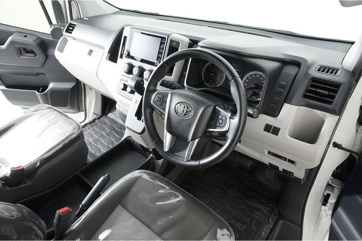 2021 Toyota HIACE SLWB COMMUTER (12 SEATS) GDH322R