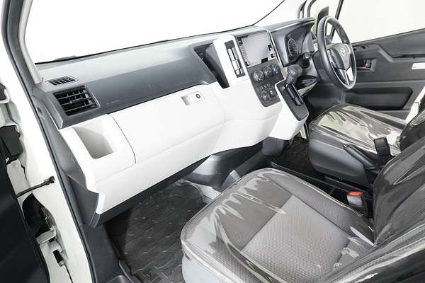 2021 Toyota HIACE SLWB COMMUTER (12 SEATS) GDH322R