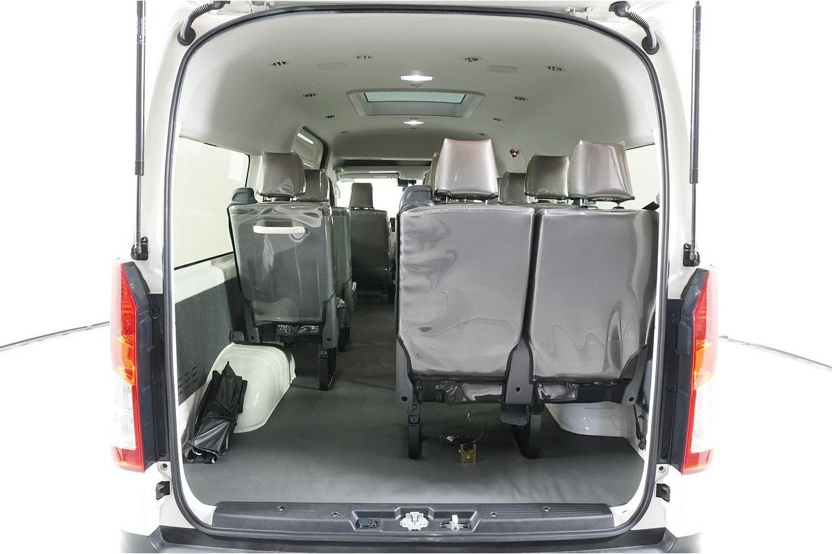 2021 Toyota HIACE SLWB COMMUTER (12 SEATS) GDH322R