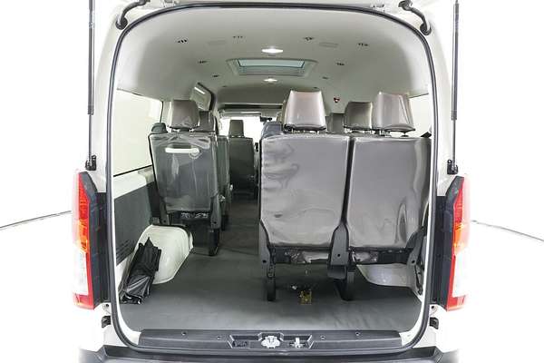 2021 Toyota HIACE SLWB COMMUTER (12 SEATS) GDH322R