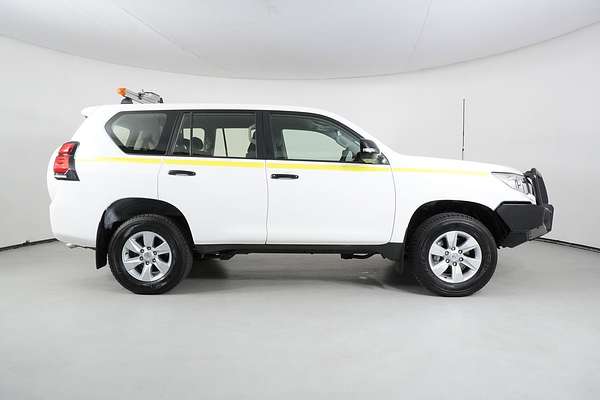 2022 Toyota Landcruiser Prado GX GDJ150R