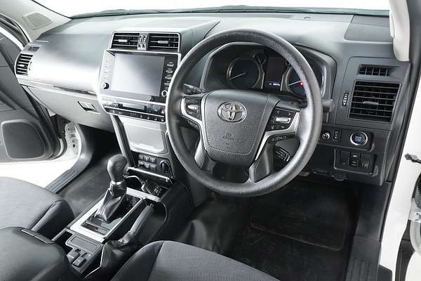 2022 Toyota Landcruiser Prado GX GDJ150R