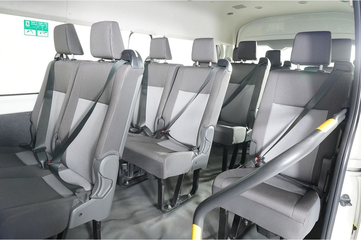 2020 Toyota HIACE COMMUTER (12 SEATS) GDH322R