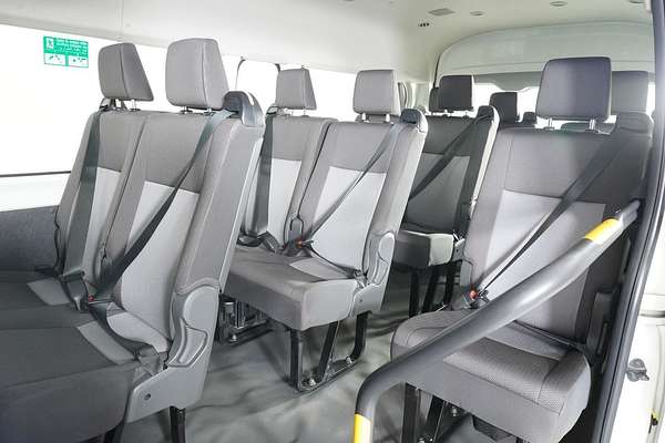 2020 Toyota HIACE COMMUTER (12 SEATS) GDH322R