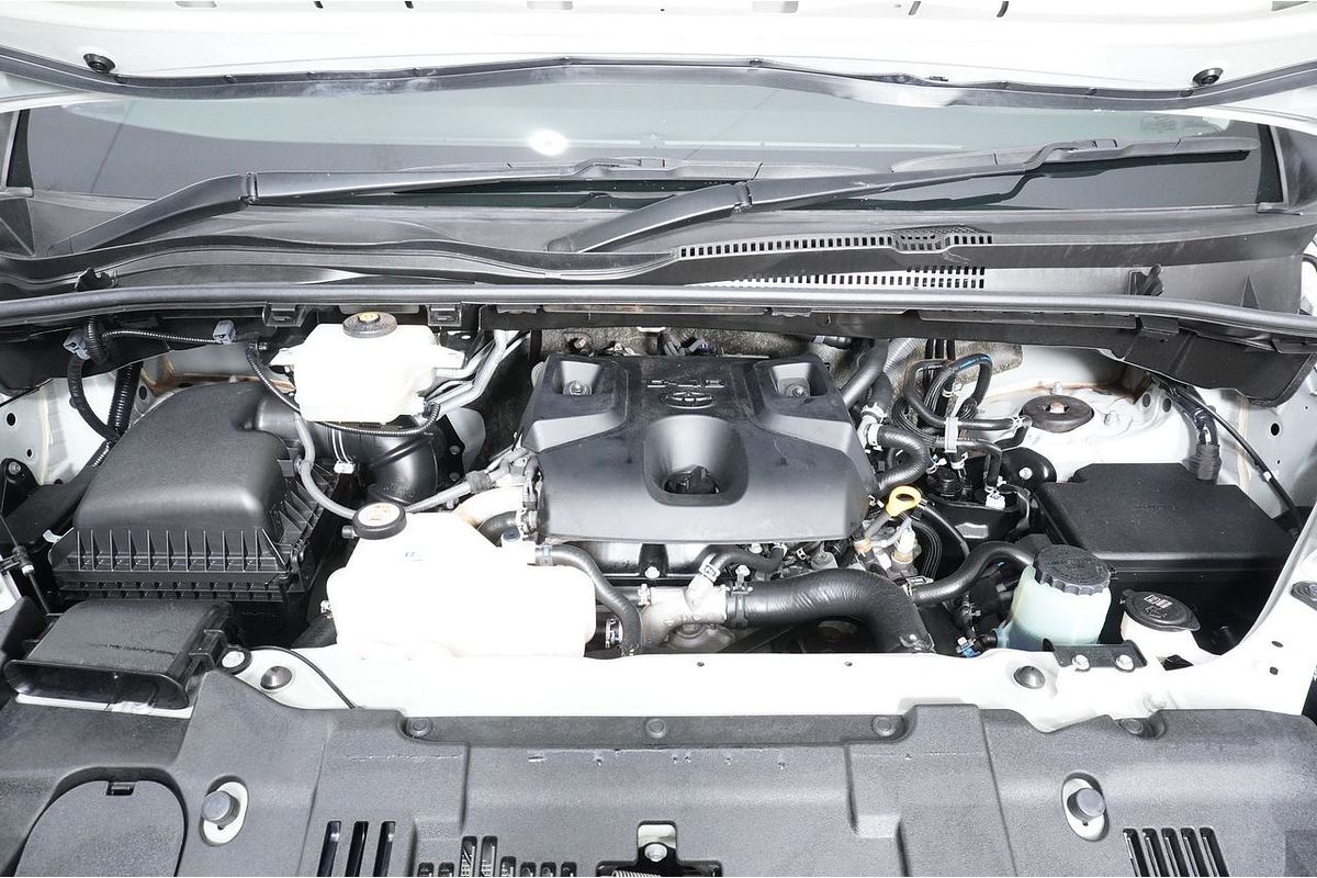 2020 Toyota HIACE COMMUTER (12 SEATS) GDH322R
