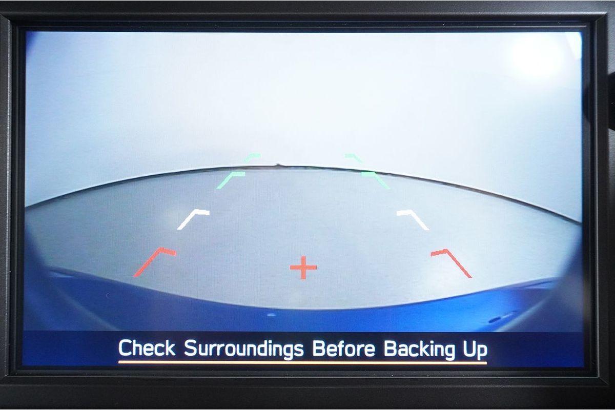 Vehicle photo 9
